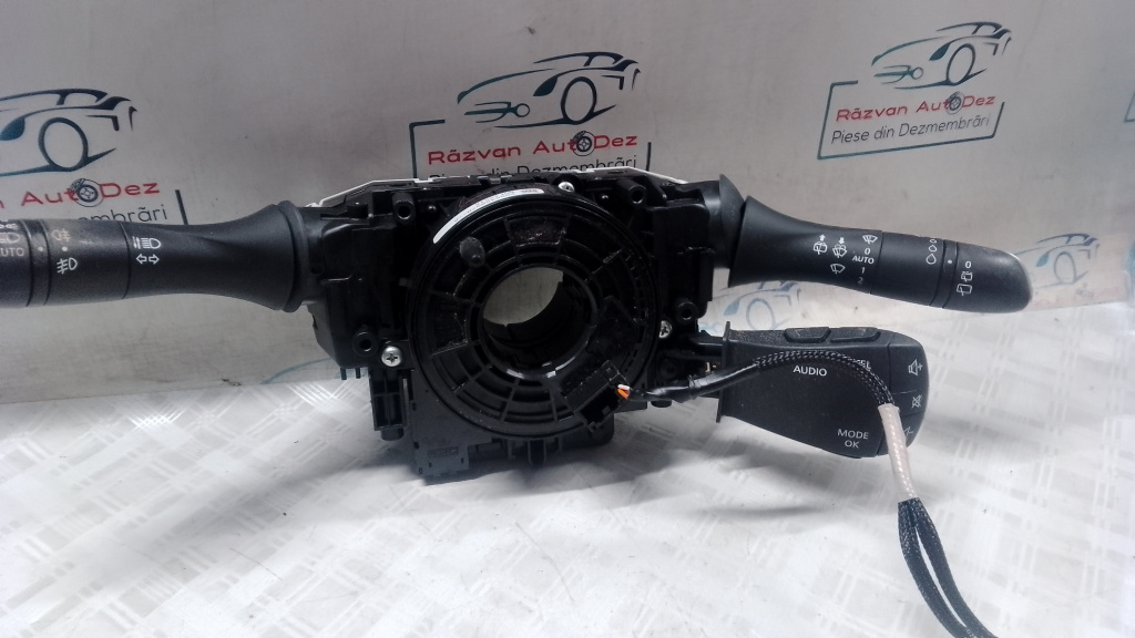 Spira volan + manete Renault Kadjar 1.2 Benzina 2017, 255545857R / 255678341R
