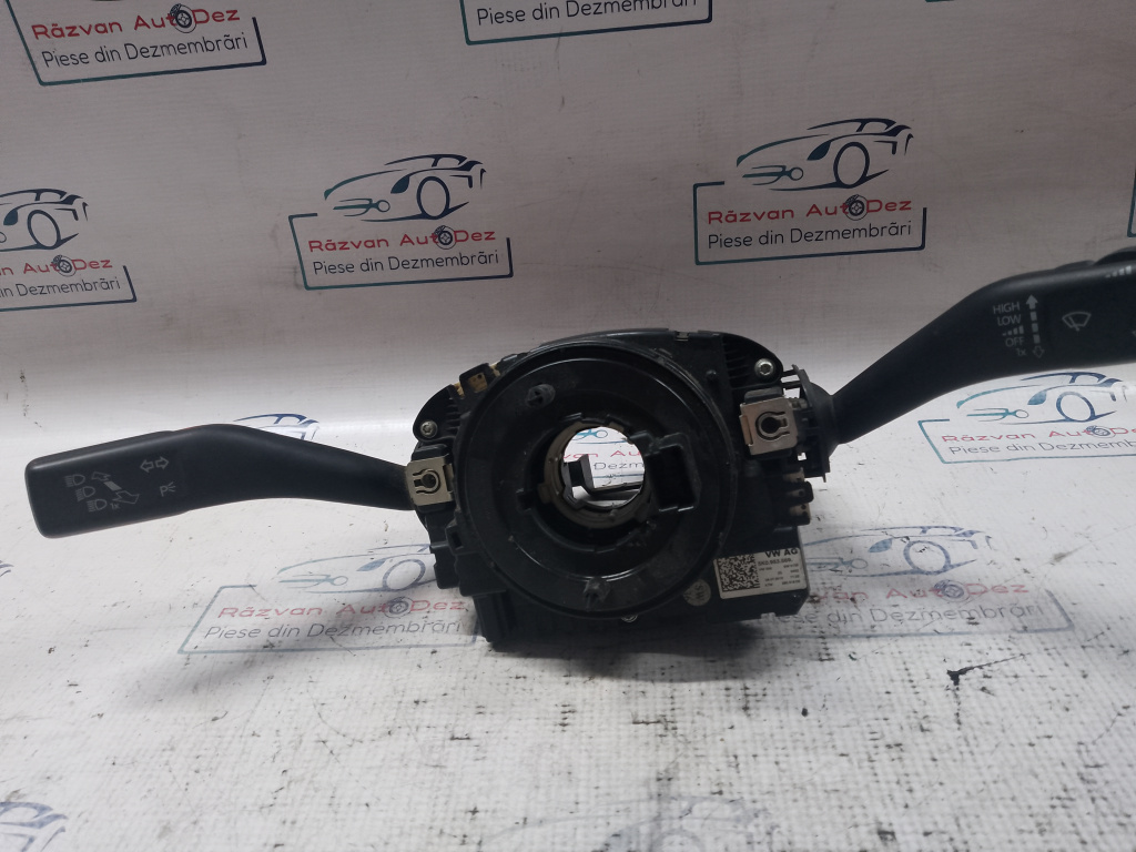 Spira volan + manete Skoda Octavia 2 2010, 5K0953521AM