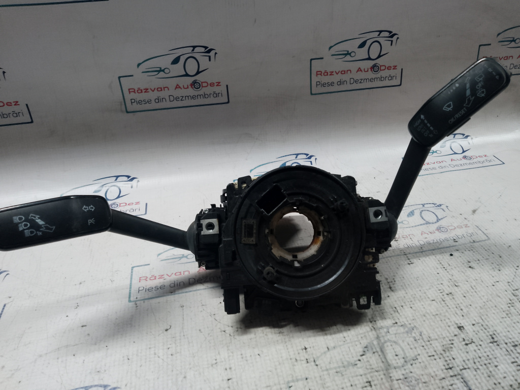 Spira volan + manete Skoda Octavia 3 2015, 5Q0953549