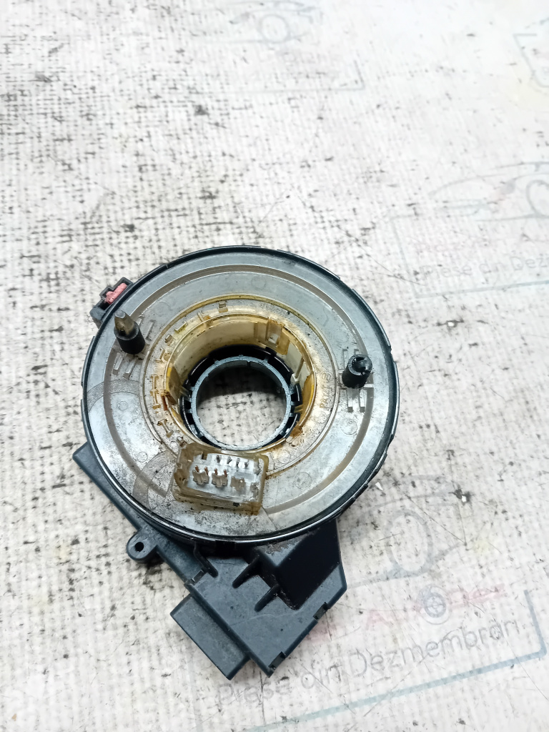 Spira volan Volkswagen Passat B6 2006, 3C0959663