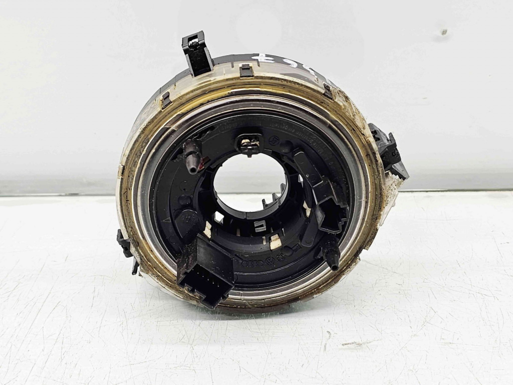 Spirala volan Volkswagen Touareg (7LA, 7L6) [Fabr 2003-2010] 8E0953541D