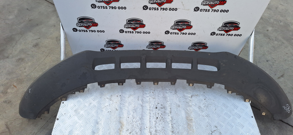 Spoiler bara fata Audi Q5 (2008-2012) [8R] 2.0 Motorina 2011, 8R0807061E