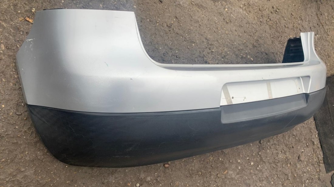 Spoiler / Bara Spate VW Golf 5 Hatchback 2003 - 2009 cu Mici Defecte / Imperfectiuni Cod: 1K6807521