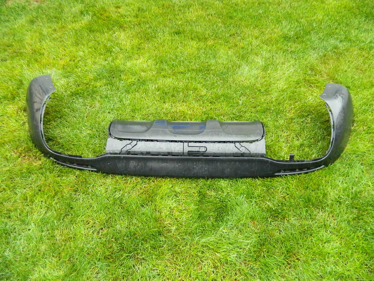 Spoiler difuzor bara spate Mercedes GLB W247 cod A2478857501