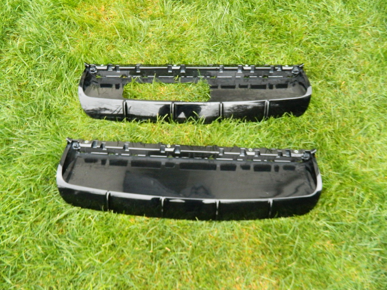 Spoiler difuzor bara spate Porsche Cayenne 9Y GTS model 2018-2023 cod 9Y0807834K