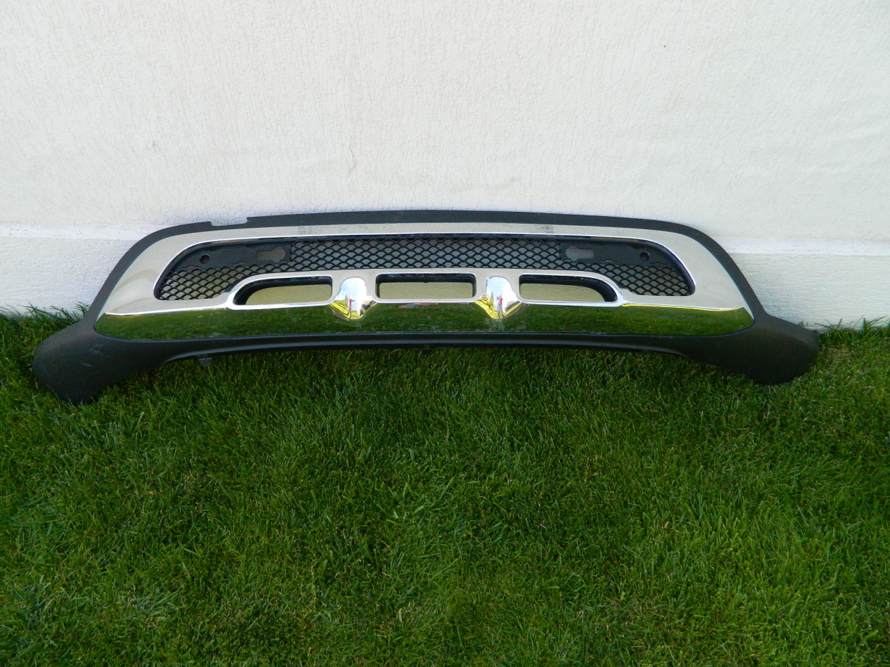 Spoiler inferior bara fata Mercedes GLC X253 model 2015-2021 cod A2538859601