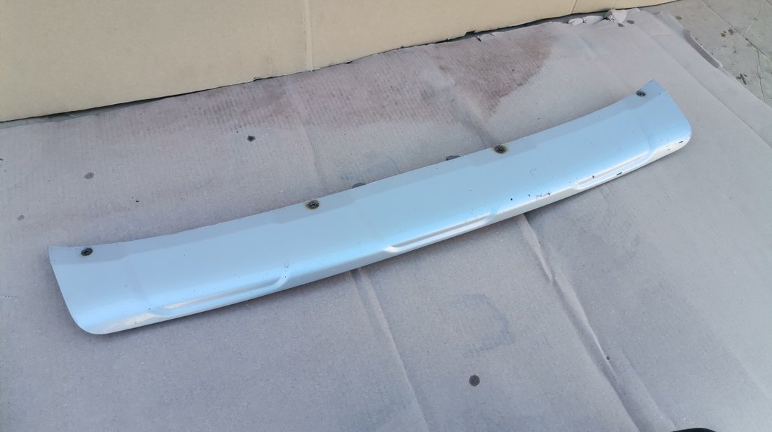 Spoiler inferior bara fata Volvo V40 (2012-2017) cod 31290937