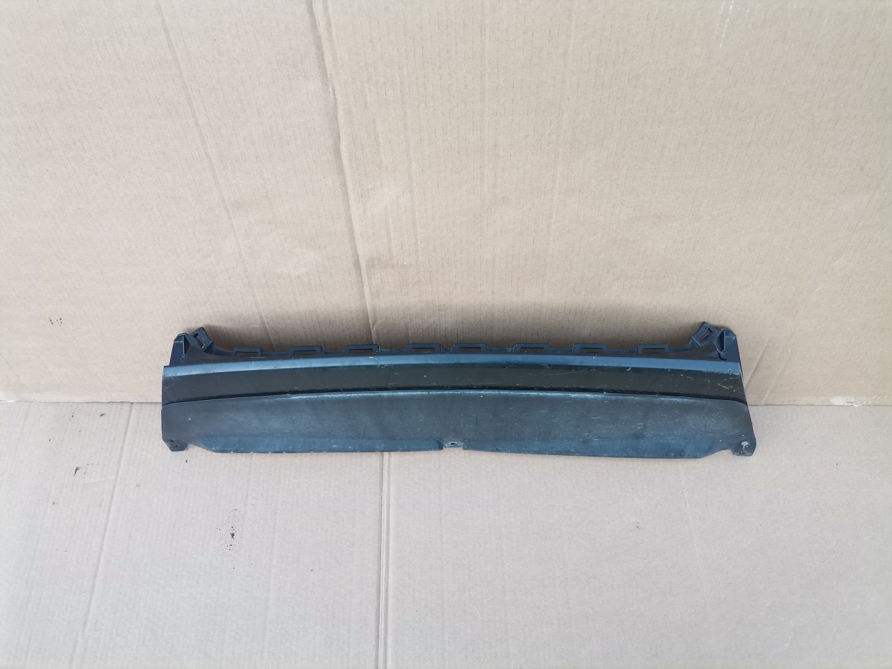 Spoiler inferior bara fata VW Passat CC (2008-2012) cod: 3C8807651B