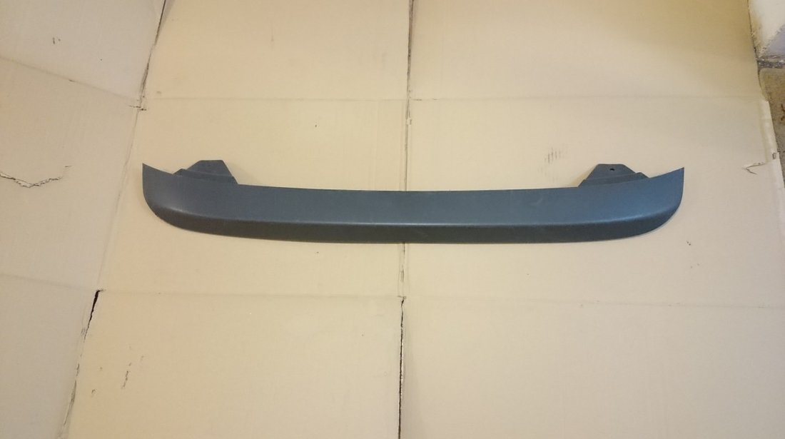 Spoiler inferior bara spate Ford Focus Kombi (2008-2011)