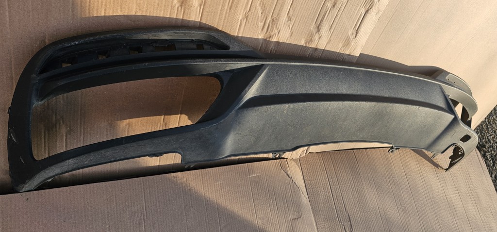 Spoiler inferior / Difuzor bara spate Audi A4 B9 Facelift 2020 2021 2022 2023