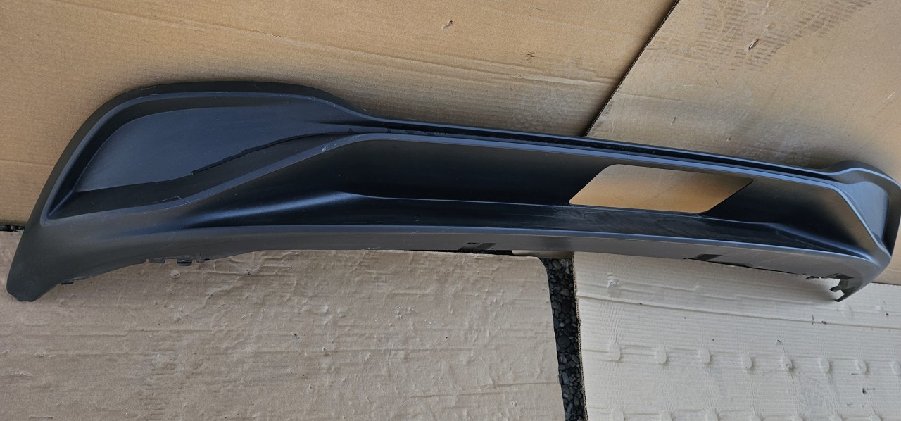 Spoiler inferior / difuzor bara spate Vw Golf 8 Hatchback 2020 2021 2022 2023