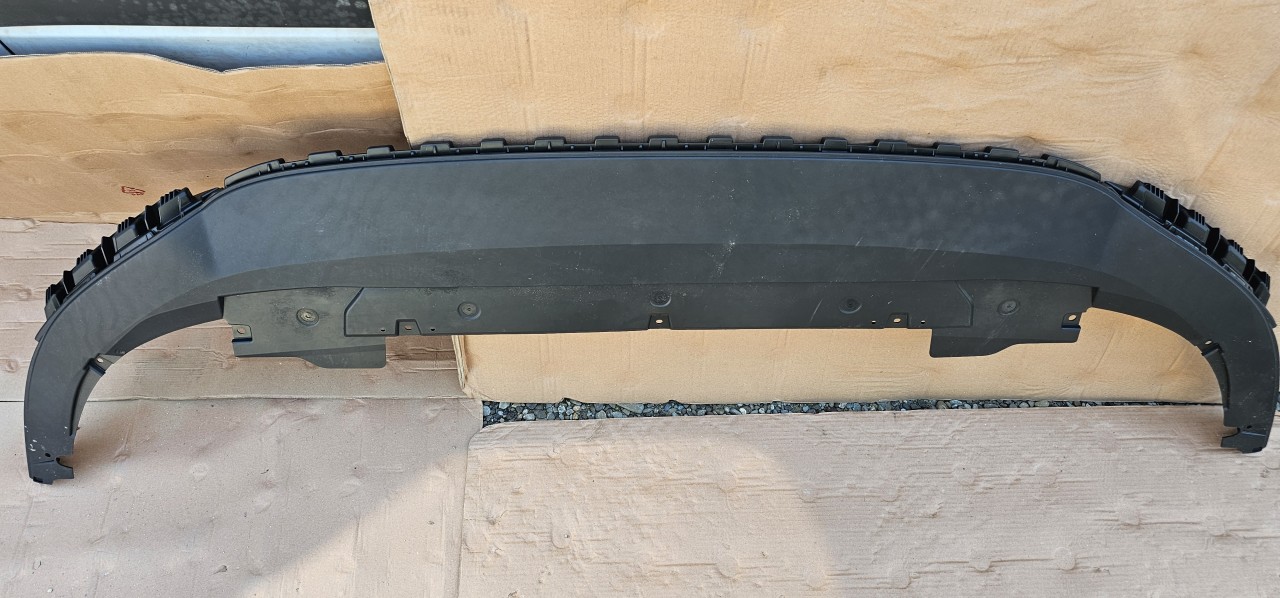 Spoiler inferior / Fusta bara fata VW Golf 8 5H R-Line Facelift 2023 2024