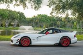 SRT Viper cu motor de 9.0 litri
