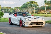 SRT Viper cu motor de 9.0 litri