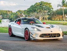 SRT Viper cu motor de 9.0 litri