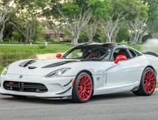 SRT Viper cu motor de 9.0 litri