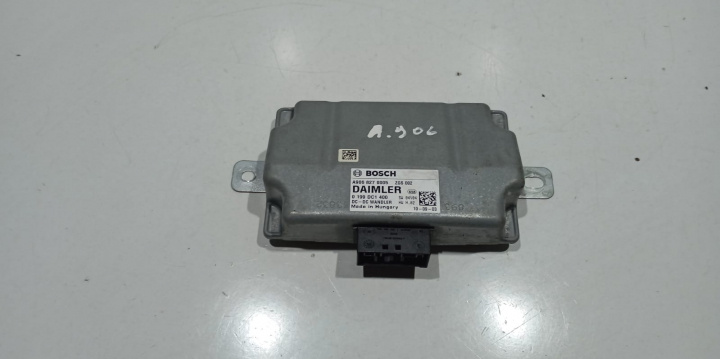 Stabilizator voltaj A9068270005 Mercedes-Benz Sprinter 2 906 [2006 - 2013]