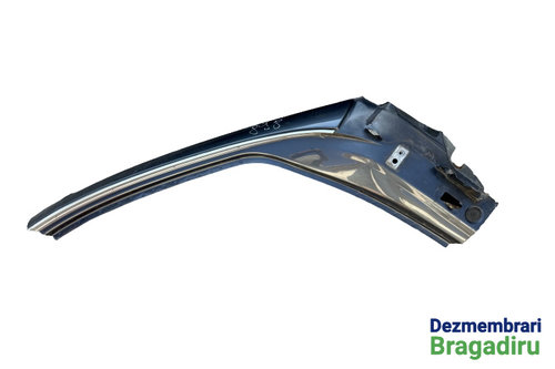 Stalp fata dreapta Audi A4 B7 [2004 - 2008] Sedan 4-usi 2.0 TDI MT (140 hp) S-Line, Cod motor BLB