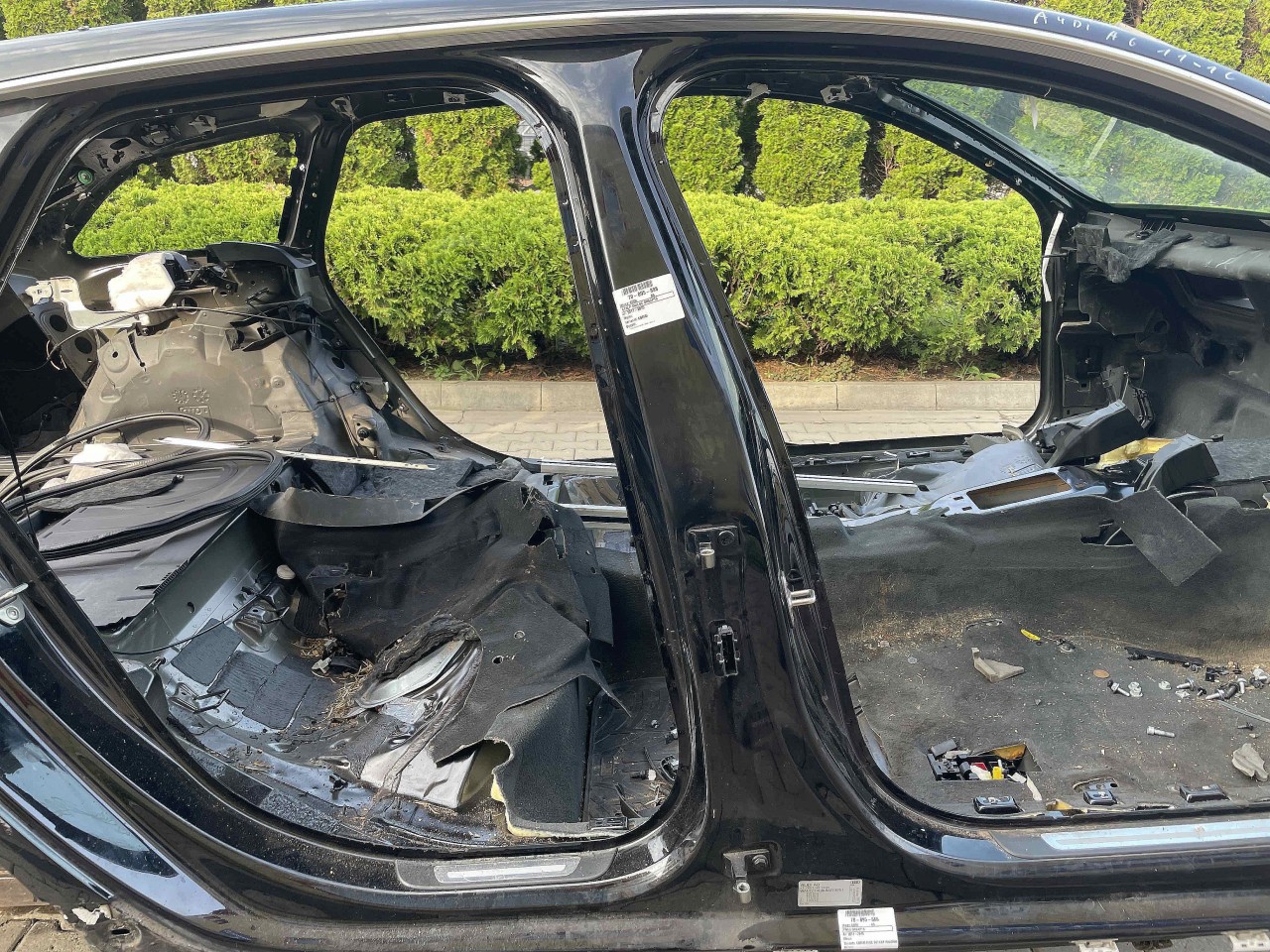 STALP MIJLOC DREAPTA AUDI A6 - - (2011 2015)