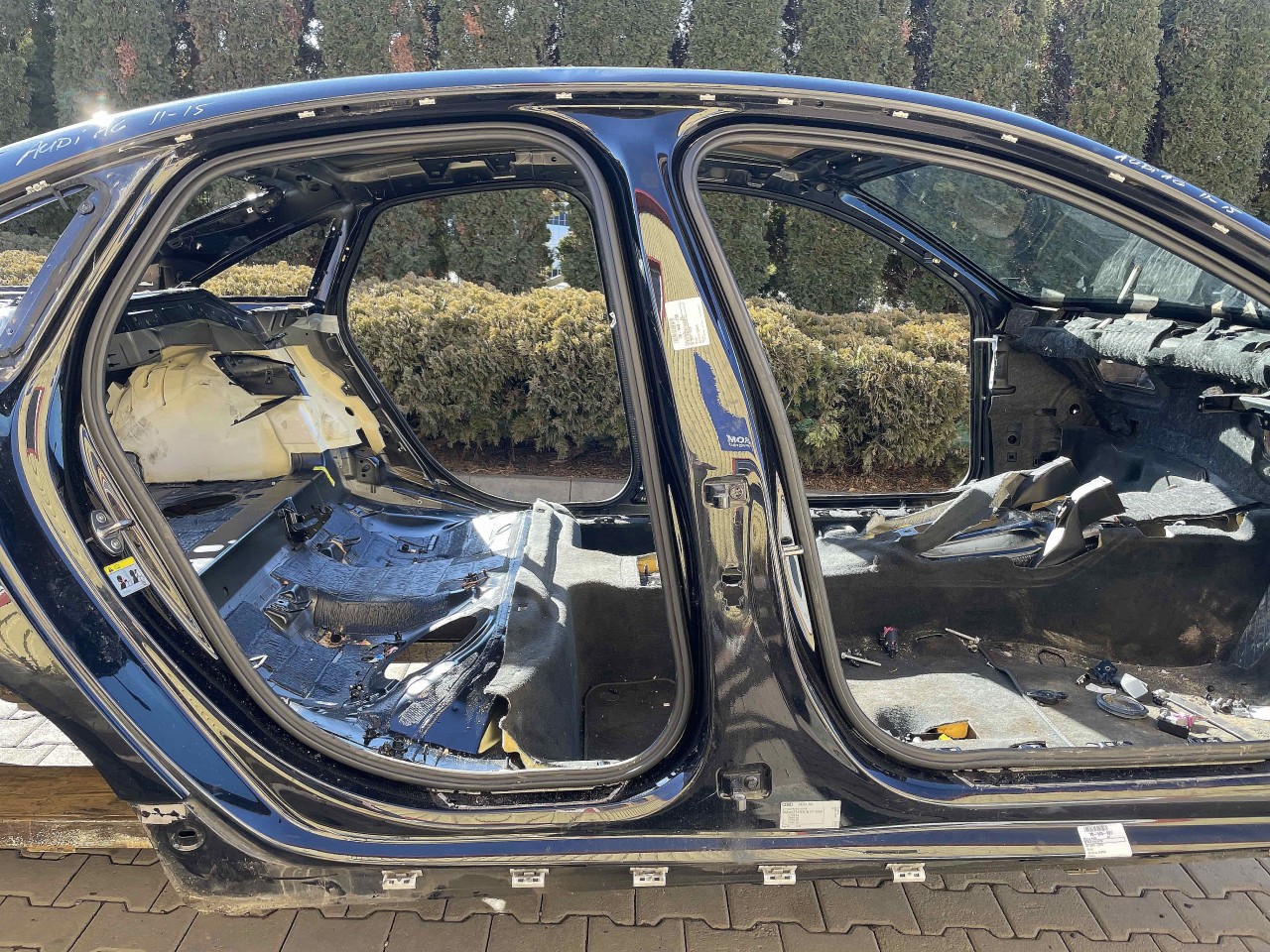 STALP MIJLOC DREAPTA AUDI A6 - - (2011 2015)