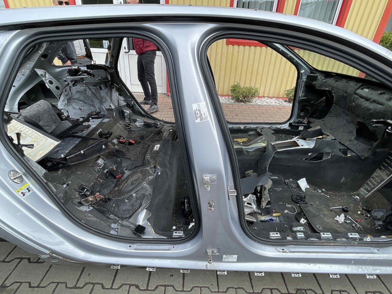 STALP MIJLOC DREAPTA AUDI A6 - - (2015 2018)