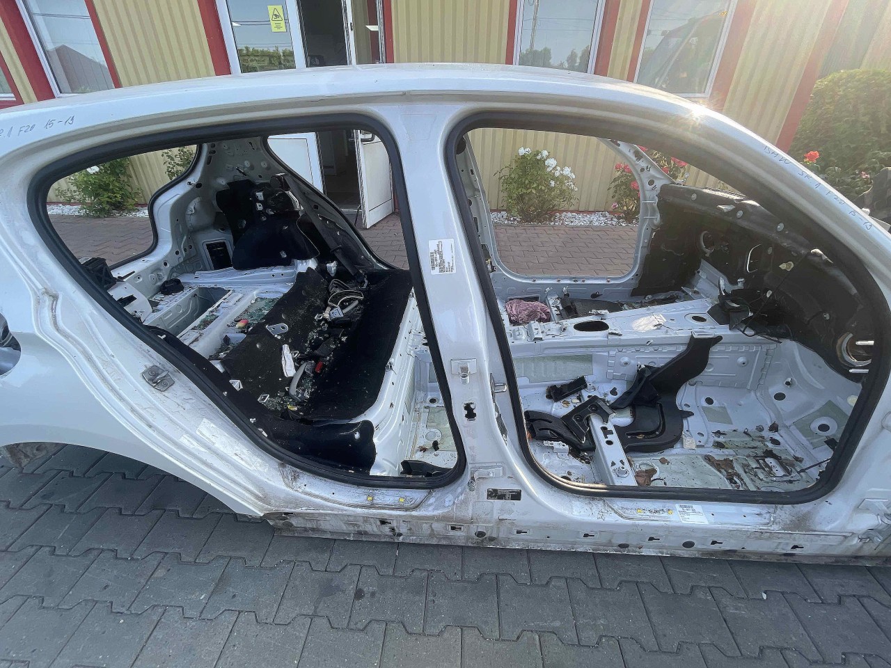 STALP MIJLOC DREAPTA BMW SERIA 1 F20 - - (2015 2019)