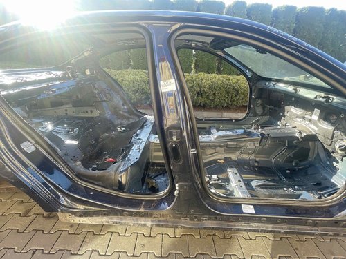 STALP MIJLOC DREAPTA BMW SERIA 5 F 10 - - (2010 2014)