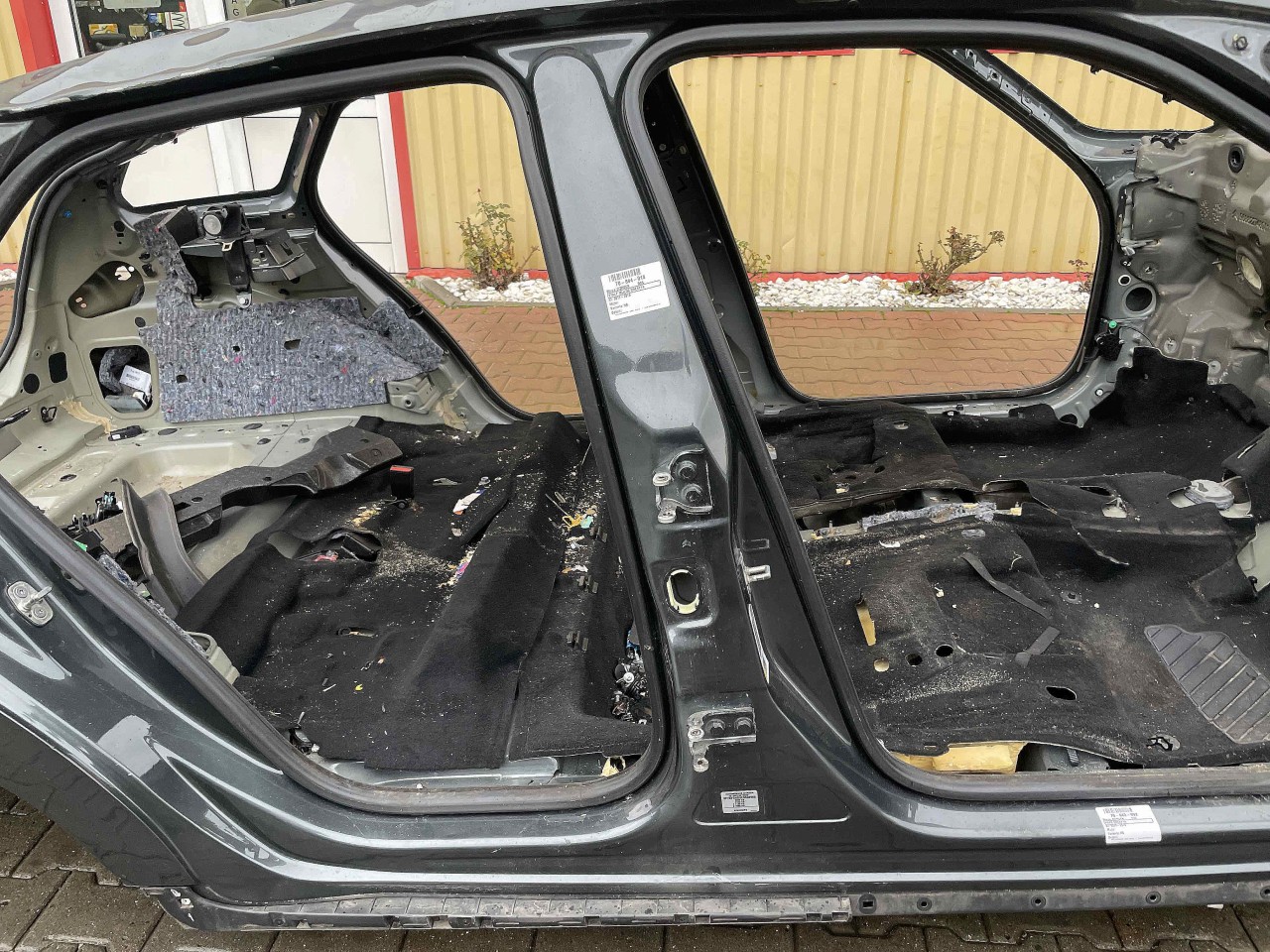 STALP MIJLOC DREAPTA CITROEN DS5 DS5 - - (2011 2015)