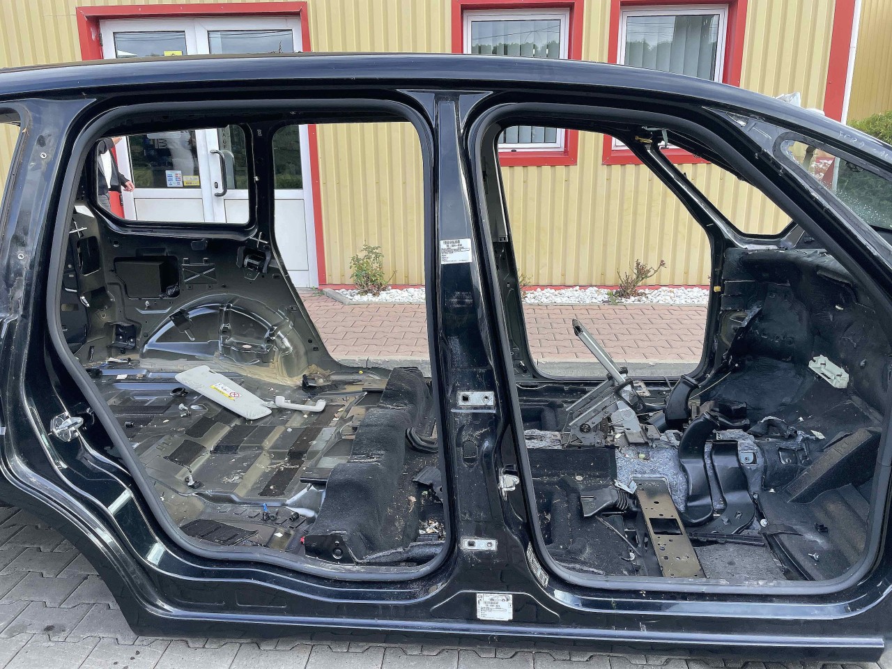 STALP MIJLOC DREAPTA FORD GALAXY - - (2006 2014)
