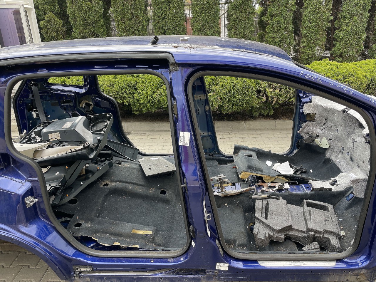 STALP MIJLOC DREAPTA FORD GRAND C-MAX - - (2010 2015)