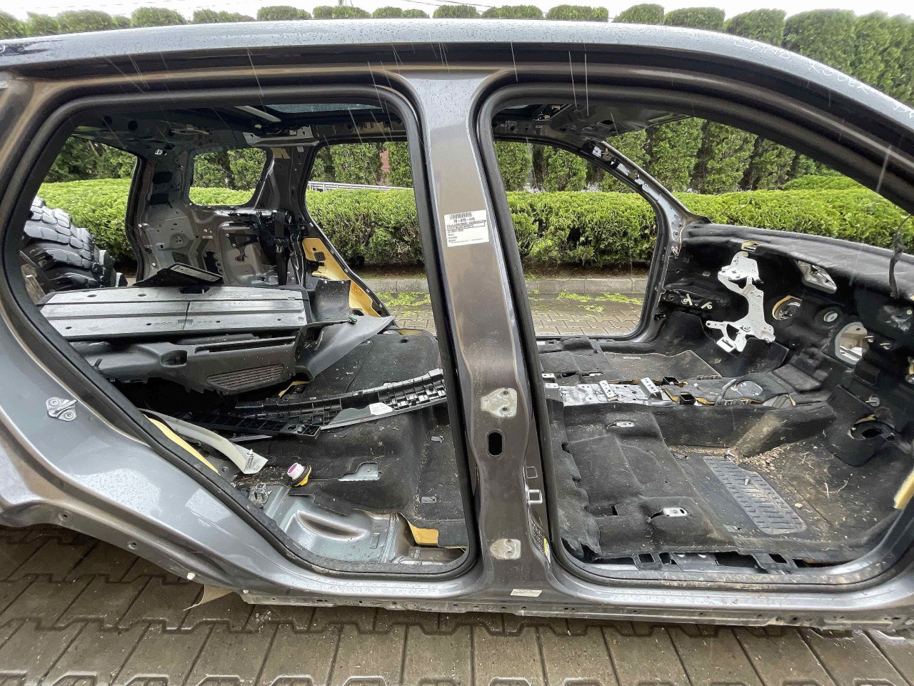 STALP MIJLOC DREAPTA LAND ROVER DISCOVERY SPORT DISCOVERY SPORT - - (2014 2019)