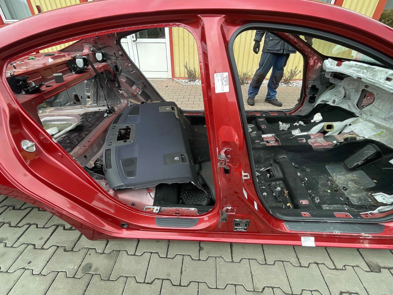 STALP MIJLOC DREAPTA MAZDA 6 6 - - (2012 2016)