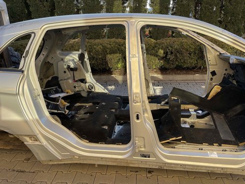 STALP MIJLOC DREAPTA MERCEDES B-CLASS B-CLASS - - (2005 2011)