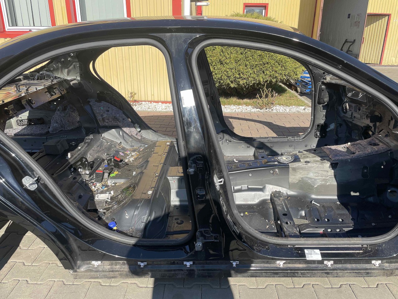 STALP MIJLOC DREAPTA MERCEDES C-CLASS - - (2014 2018)
