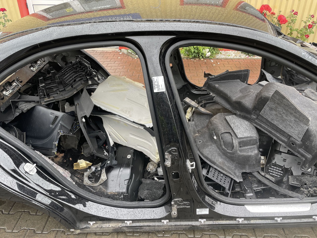 STALP MIJLOC DREAPTA MERCEDES C-CLASS C-CLASS - - (2014 2018)