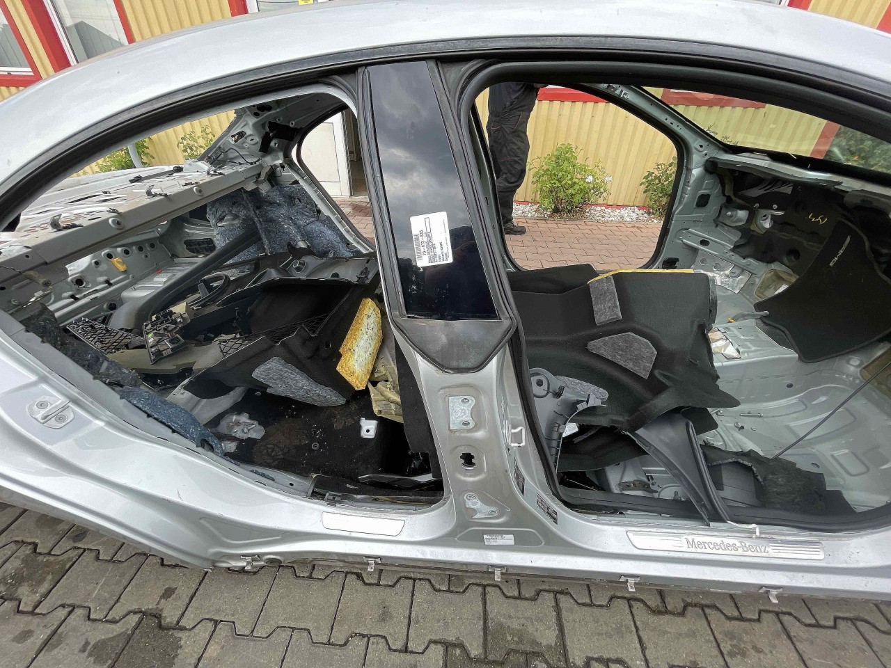 STALP MIJLOC DREAPTA MERCEDES CLA - - (2013 2018)