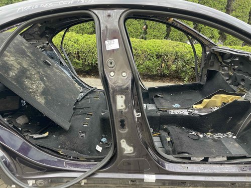 STALP MIJLOC DREAPTA MERCEDES CLA CLA - - (2013 2015)