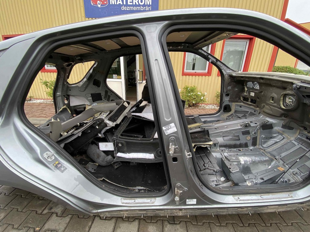 STALP MIJLOC DREAPTA MERCEDES ML - - (2012 2019)