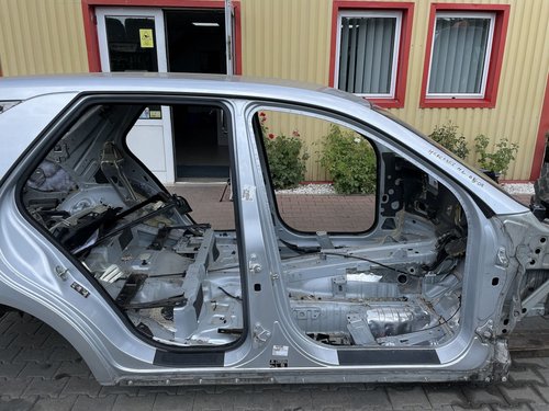 STALP MIJLOC DREAPTA MERCEDES ML ML - - (2005 2008)