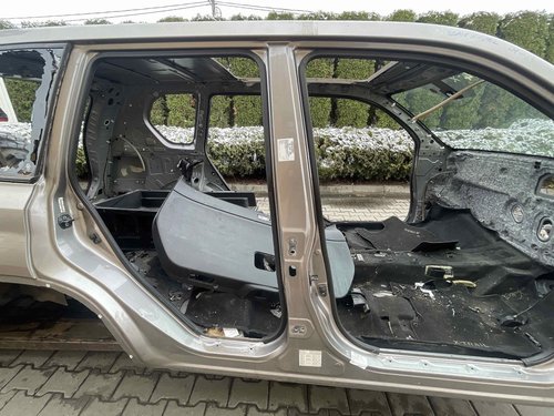 STALP MIJLOC DREAPTA NISSAN X-TRAIL X-TRAIL - - (2007 2014)