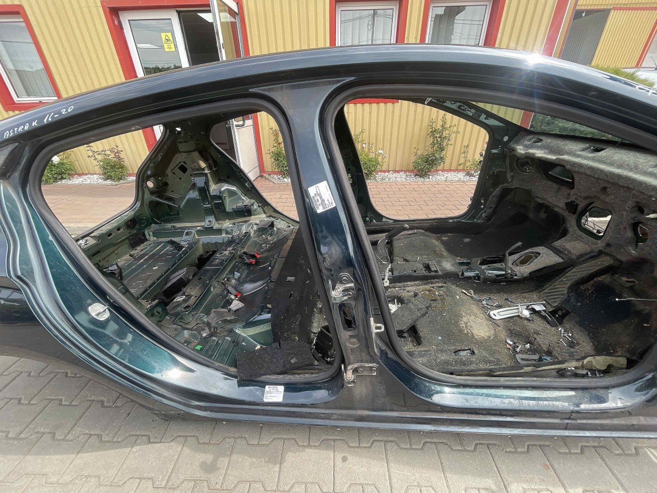 STALP MIJLOC DREAPTA OPEL ASTRA K ASTRA K - - (2015 2021)
