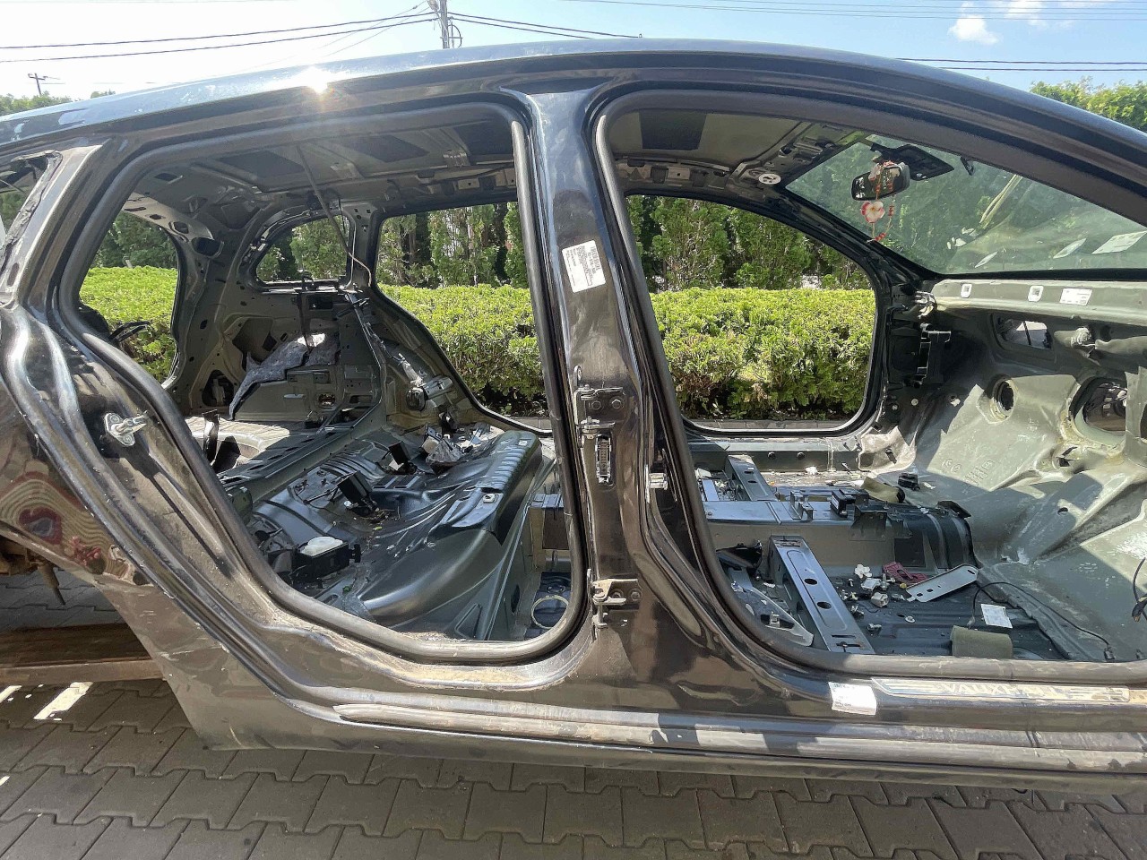 STALP MIJLOC DREAPTA OPEL INSIGNIA - - (2008 2013)