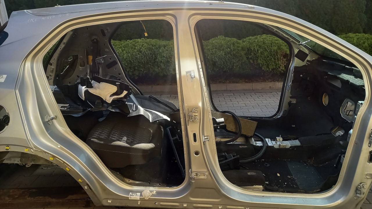 STALP MIJLOC DREAPTA OPEL MOKKA MOKKA - - (2012 2016)