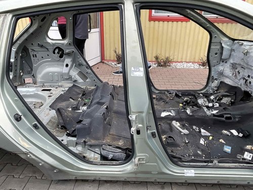 STALP MIJLOC DREAPTA RENAULT KOLEOS - - (2006 2011)
