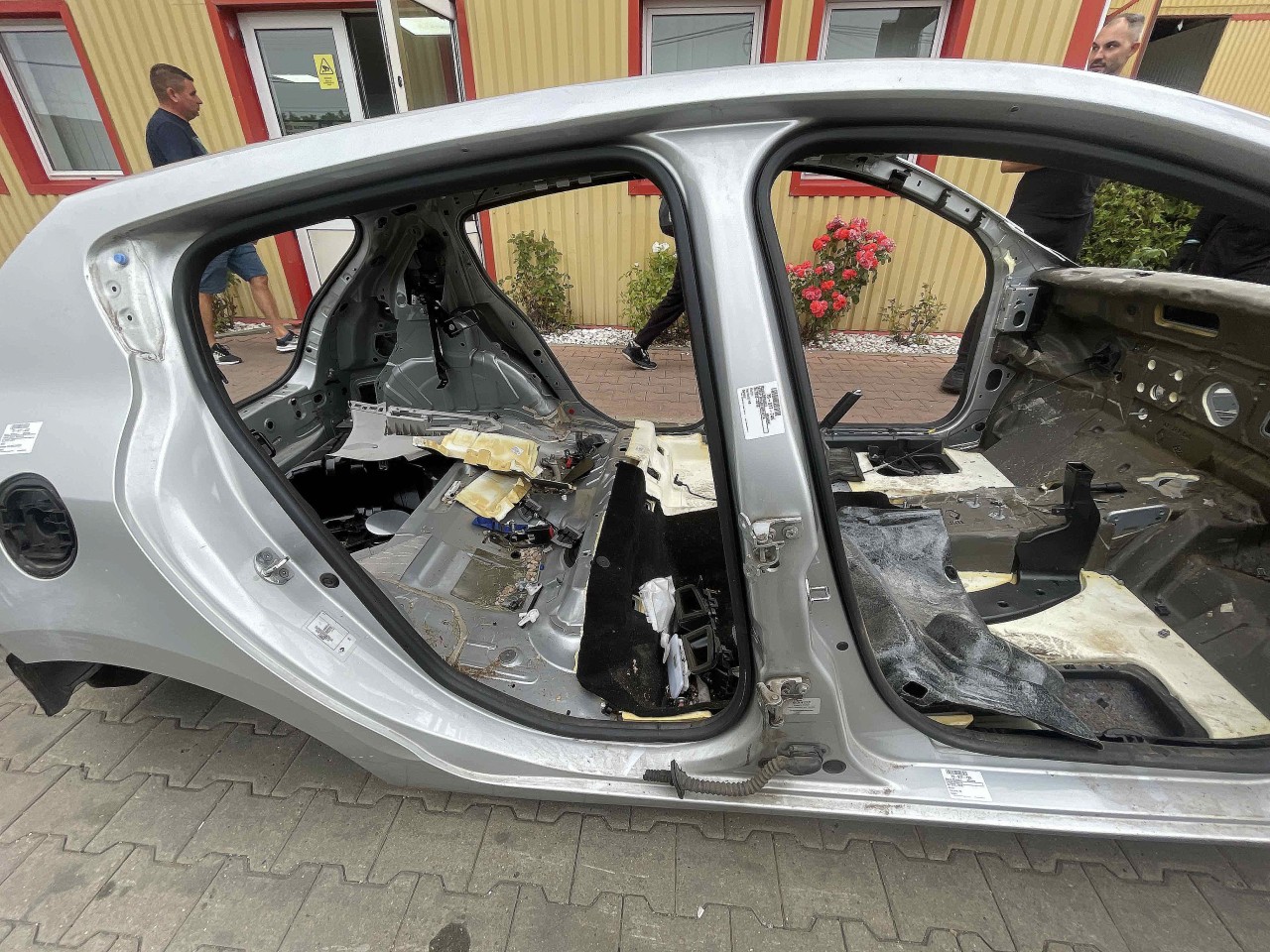 STALP MIJLOC DREAPTA RENAULT MEGANE - - (2012 2016)
