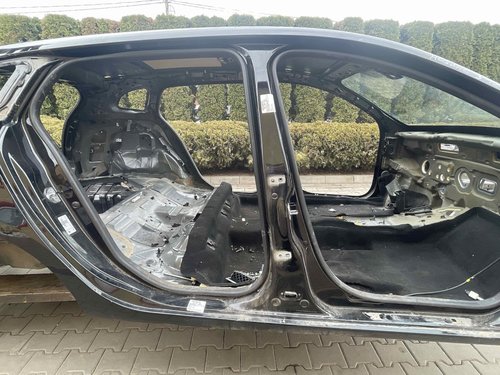 STALP MIJLOC DREAPTA RENAULT MEGANE - - (2012 2016)