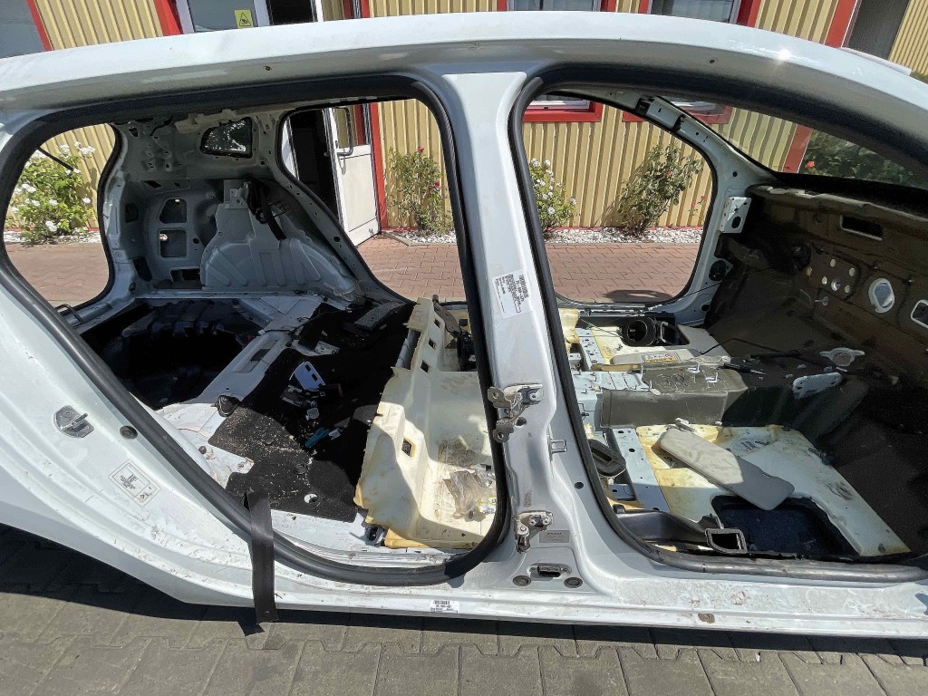 STALP MIJLOC DREAPTA RENAULT MEGANE - - (2012 2016)