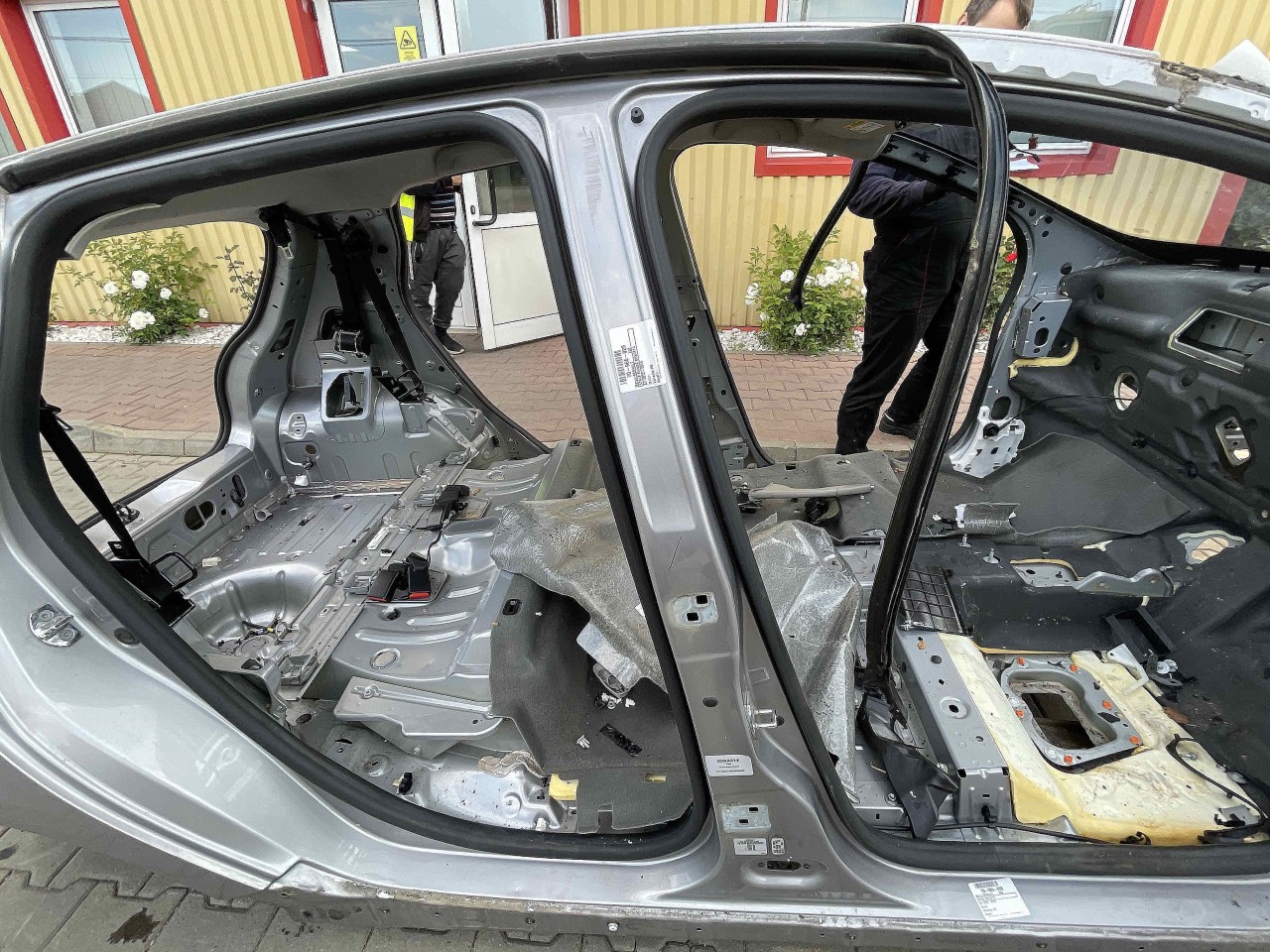 STALP MIJLOC DREAPTA RENAULT ZOE ZOE - - (2012 2019)