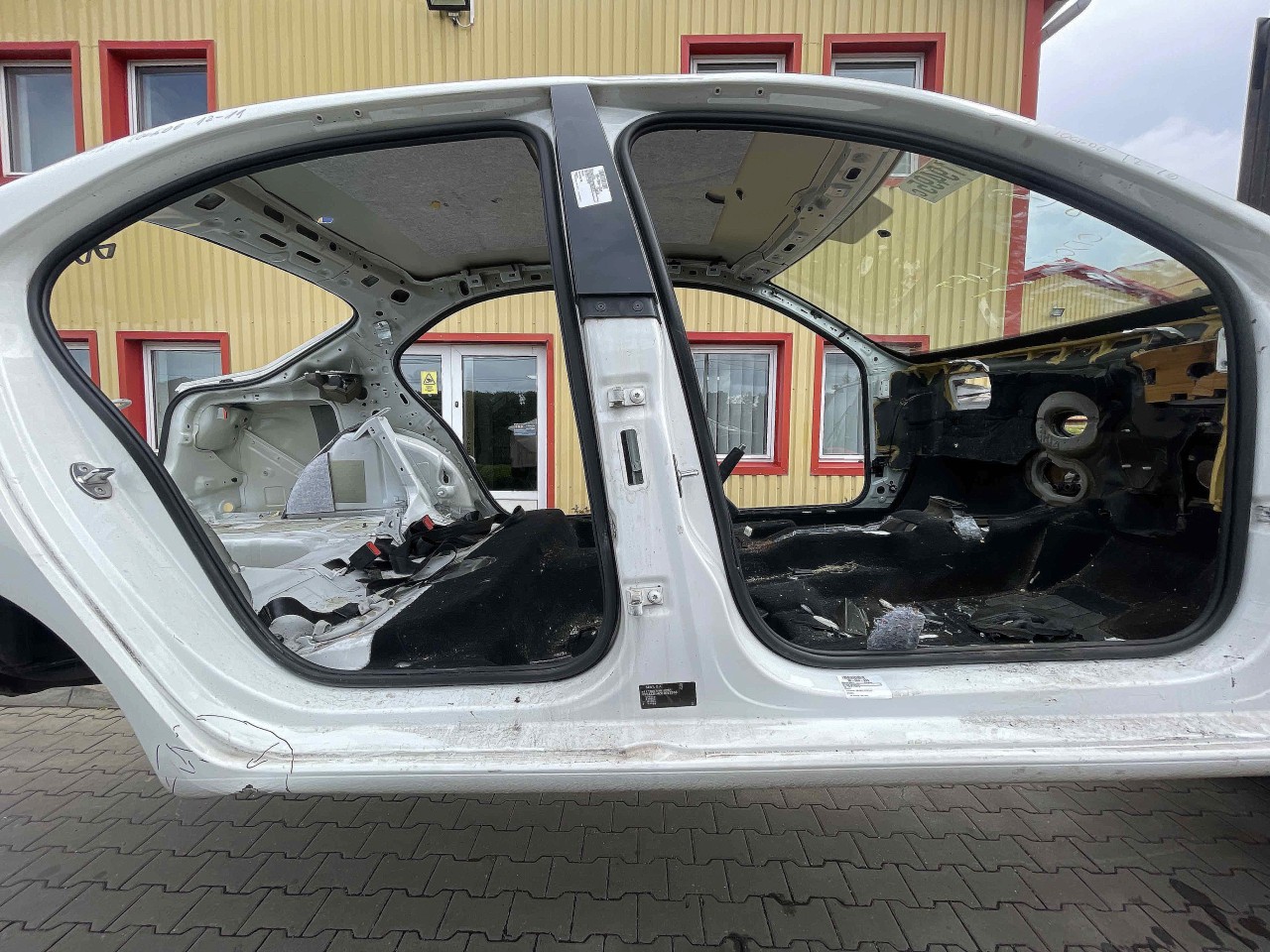 STALP MIJLOC DREAPTA SEAT TOLEDO TOLEDO - - (2012 2019)
