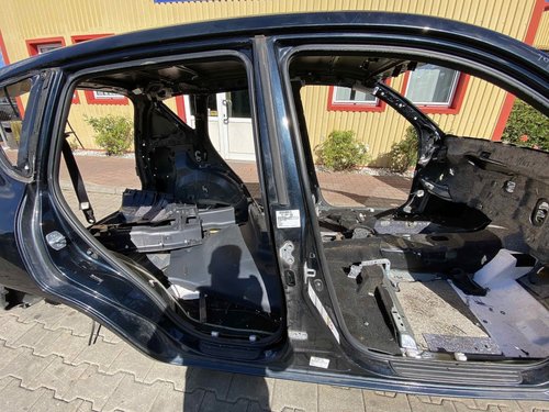 STALP MIJLOC DREAPTA TOYOTA RAV4 - - (2010 2012)